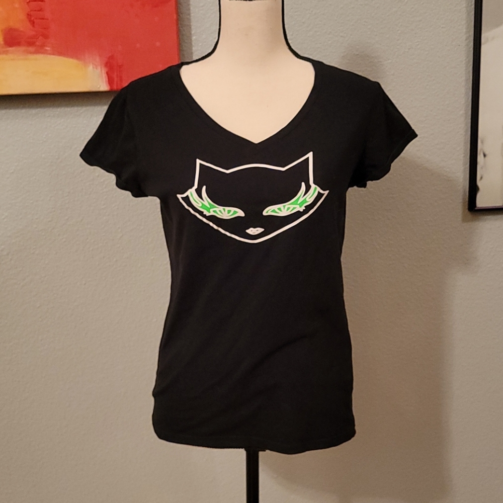 Evee Green Eyed Cat Tshirt